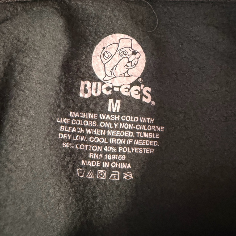 Buc-ee’s Green Holiday Sweater - Picture 3 of 4
